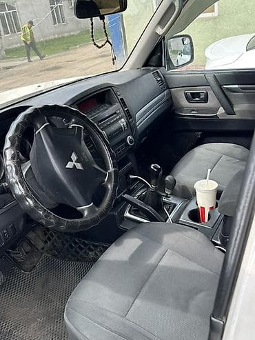 off road: Mitsubishi Pajero: 2010 г., 3.2 л, Ручные, Дизель, Внедорожник — 2
