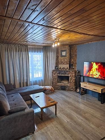 продажа дом с бизнесом: 🏡 Дом у реки — там, где тишина дороже денег. 📍 Село Таш-Мойнок, у — 9