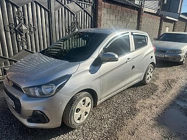 авто на расрочку: Chevrolet Spark: 2016 г., 1 л, Робот, Бензин, Хэтчбэк — 1