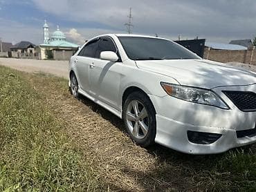 мерседес бенц с: Toyota Camry: 2010 г., 2.5 л, Автомат, Газ, Седан — 4