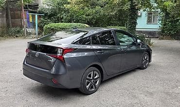 prius plus: Toyota Prius: 2020 г., 1.8 л, Автомат, Гибрид, Лифтбек — 4