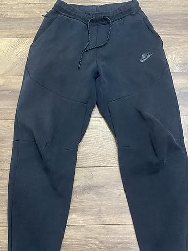 galaxy watch 5 pro цена бишкек: Nike Tech Fleece Pants,продам штаны оригинальные,косяки на коленях — 1