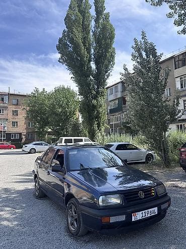 фольксваген фасад: Volkswagen Vento: 1993 г., 1.8 л, Механика, Бензин, Седан — 4