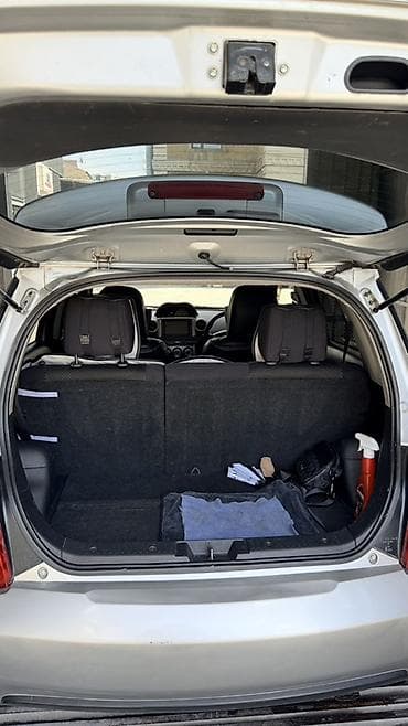 капот мазда 626: Toyota Ist: 2003 г., 1.5 л, Автомат, Бензин, Хэтчбэк — 7