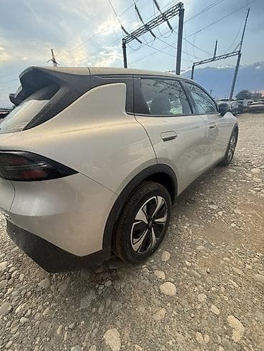mini ev: Changan Qiyuan Q05: 2026 г., Электромобиль, Кроссовер — 3