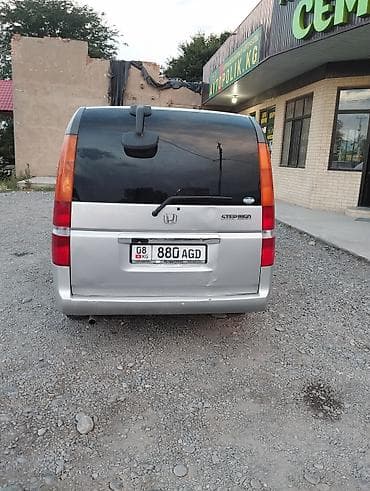 Транспорт: Honda Stepwgn: 2001 г., 2 л, Автомат, Бензин, Минивэн — 5