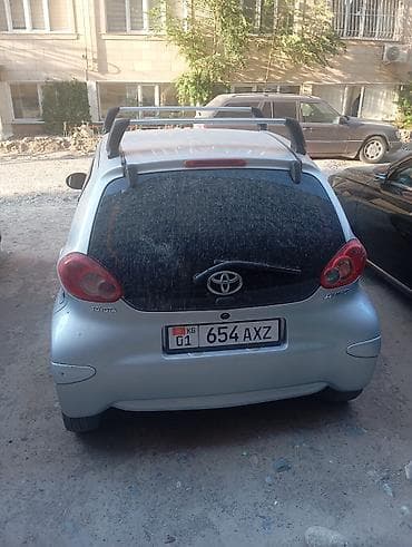 Продажа авто: Toyota Aygo: 2007 г., 1 л, Механика, Бензин, Хэтчбэк — 3