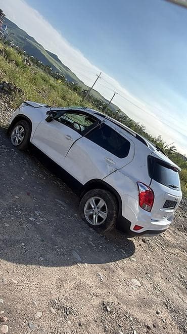Chevrolet Trax: 2020 г., 1.6 л, Автомат, Дизель, Кроссовер