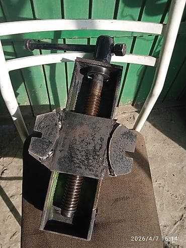 станочные тиски: Тиски многофункциональные слесарные большие района район ахунбаева — 3