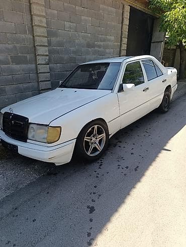 mc 2000: Mercedes-Benz W124: 1990 г., Седан — 5