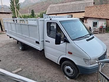 купить прогулочный катер бу: Грузовик, Mercedes-Benz, Стандарт, Б/у — 2
