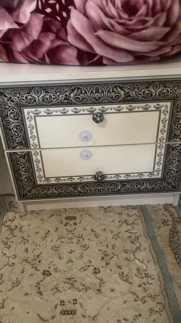 раскладной диван бишкек: Стул для зала, МДФ — 4