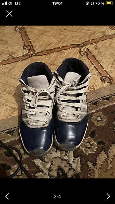 женская обувь 41 размер: Покупались в рф 
Из дефектов только дырки в пятках — 2