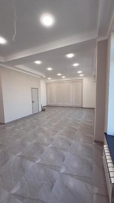 Сдаю в аренду гараж: Сдача 20$ за кв.м 65 кв.м 20*65=1 300 Окончательно торг 1200$ в мес — 6