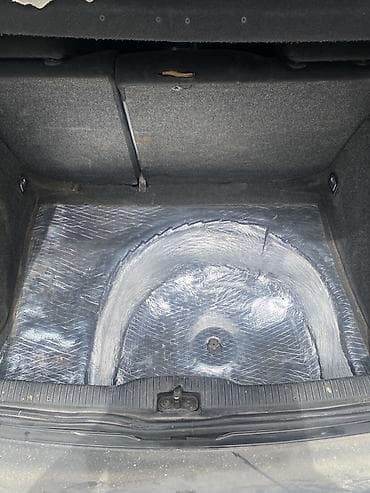 вложение: Volkswagen Golf: 1999 г., 1.8 л, Механика, Бензин, Хэтчбэк — 8