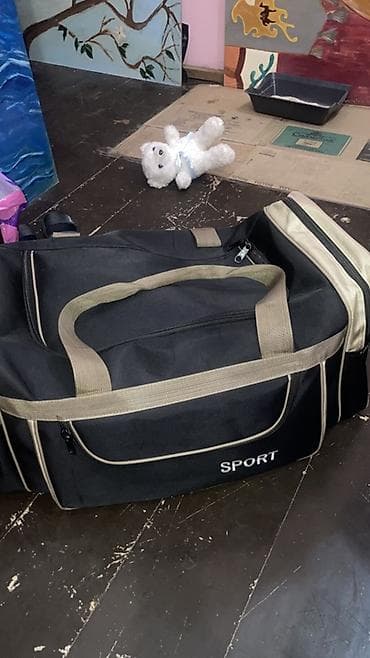 обувь школьная: Продам большую спортивную сумку-баул “SPORT” брал за 2800 в Бишкеке — 1