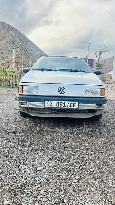 пульверизатор для мойки машины: Volkswagen Passat: 1998 г., Седан — 1