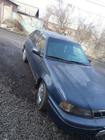 Седан компакт‑класса с передним приводом и 4 дверями. Основные