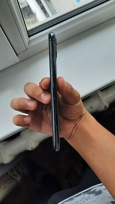 a 51: IPhone 11 Pro Max, 256 ГБ, Черный, Чехол — 7