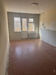 продаеться дом: 2 комнаты, 44 м², 104 серия, 4 этаж, ПСО (под самоотделку) — 6