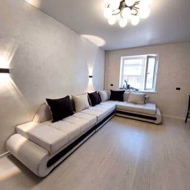 супер удобный диван: Бурчу бар диван, Жастыктар менен, Үч орундук жана андан көп — 2