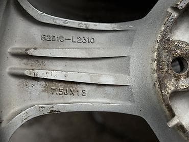 Диски: Литые Диски R 18 Kia, Комплект, отверстий - 5, Б/у — 10