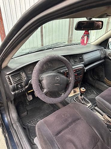 опел вектра капот: Opel Vectra: 2000 г., 1.8 л, Механика, Бензин, Хэтчбэк — 4