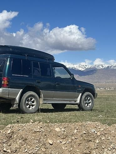 Mitsubishi Pajero: 2003 г., 2.5 л, Механика, Дизель, Внедорожник