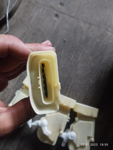 rx30: Электрический моторчик Lexus 2001 г. — 2