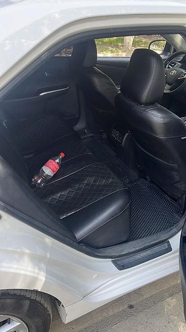 Продажа авто: Toyota Camry: 2017 г., Автомат, Бензин — 9