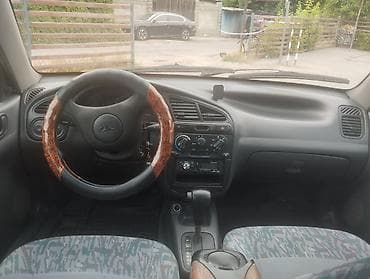 решетки передний деу: Daewoo Lanos: 1997 г., 1.5 л, Автомат, Бензин, Седан — 7