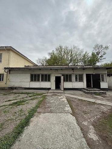 аренда комерческого помещения: Коммерческое помещение - Площадь: 315 м² + постройки - Участок: 5 — 2