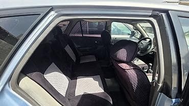 граната мазда 323: Mazda 323: 2000 г., 1.8 л, Механика, Бензин, Универсал — 5