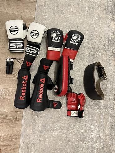 Комплект экипировки для бокса/кикбоксинга/MMA. Срочна продою почти