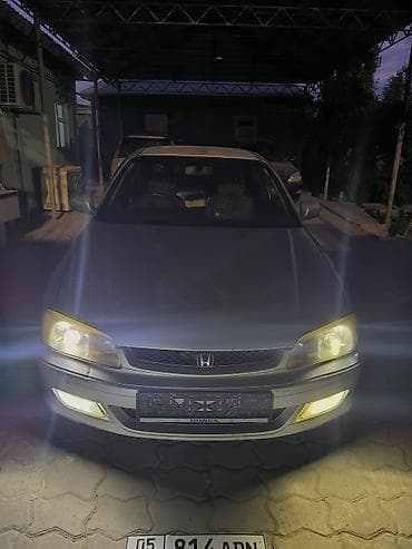 mazda 623: Honda Accord: 1998 г., 2 л, Автомат, Бензин, Седан — 1