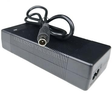 ЗУ для скутера 42V 2A DC круглый штекер 8мм

art.3759