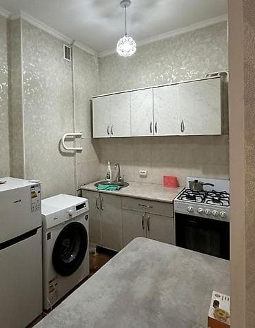 продаю квартиру васток 5: 3 комнаты, 46 м², Индивидуалка, 2 этаж — 6