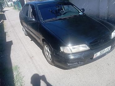 Nissan Primera: 1996 г., 2 л, Механика, Бензин, Седан — 4