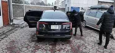 eafc 25: Huanghai : 2021 г., 0.1 л, Робот, Электромобиль, Седан — 4