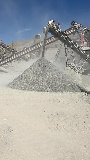 холлофайбер подушка: Щебень фракции мелкой и средней (ориентировочно 5–20 мм), отсев/гравий — 8