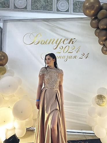 Личные вещи: Вечерние платья – 3 модели все платья одевались один раз 1) Платье в — 6