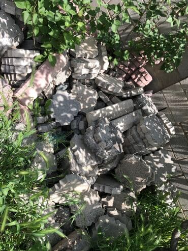 декоративный камень гипсовый: Продаю брусчатки/договорная цена
хватит на 15-25 квадрат — 2