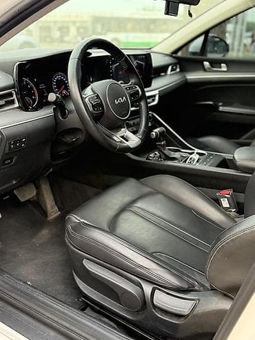 авто симулятор: Kia K5: 2022 г., 2 л, Автомат, Газ, Седан — 5