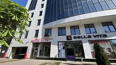 Парковка в аренду (Жогорку Кенеш напротив) в современном деловом