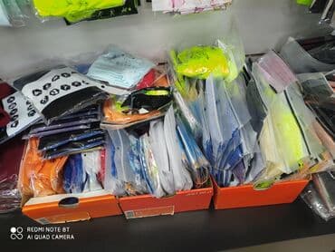 спортивное оборудование: Балаклавы, баффы,горловики,перчатки,ушки флисовые
лыжныеочки — 3