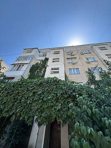 105: 2 комнаты, 50 м², 105 серия, 1 этаж, Требуется ремонт — 3