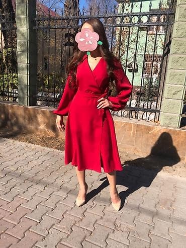 Плащи: Женская одежда — платья на запах и спортивные костюмы - Платье-миди — 2