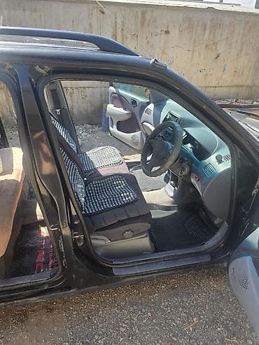 Продажа авто: Toyota Raum: 1999 г., 1.5 л, Автомат, Бензин, Хэтчбэк — 3