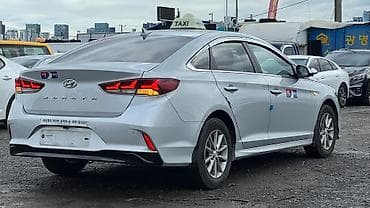 пл: Hyundai Sonata: 2021 г., Седан — 4