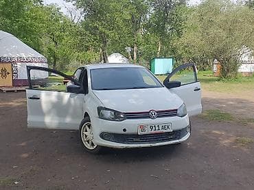 палировка авто: Volkswagen Polo: 2012 г., 1.6 л, Механика, Бензин, Седан — 1